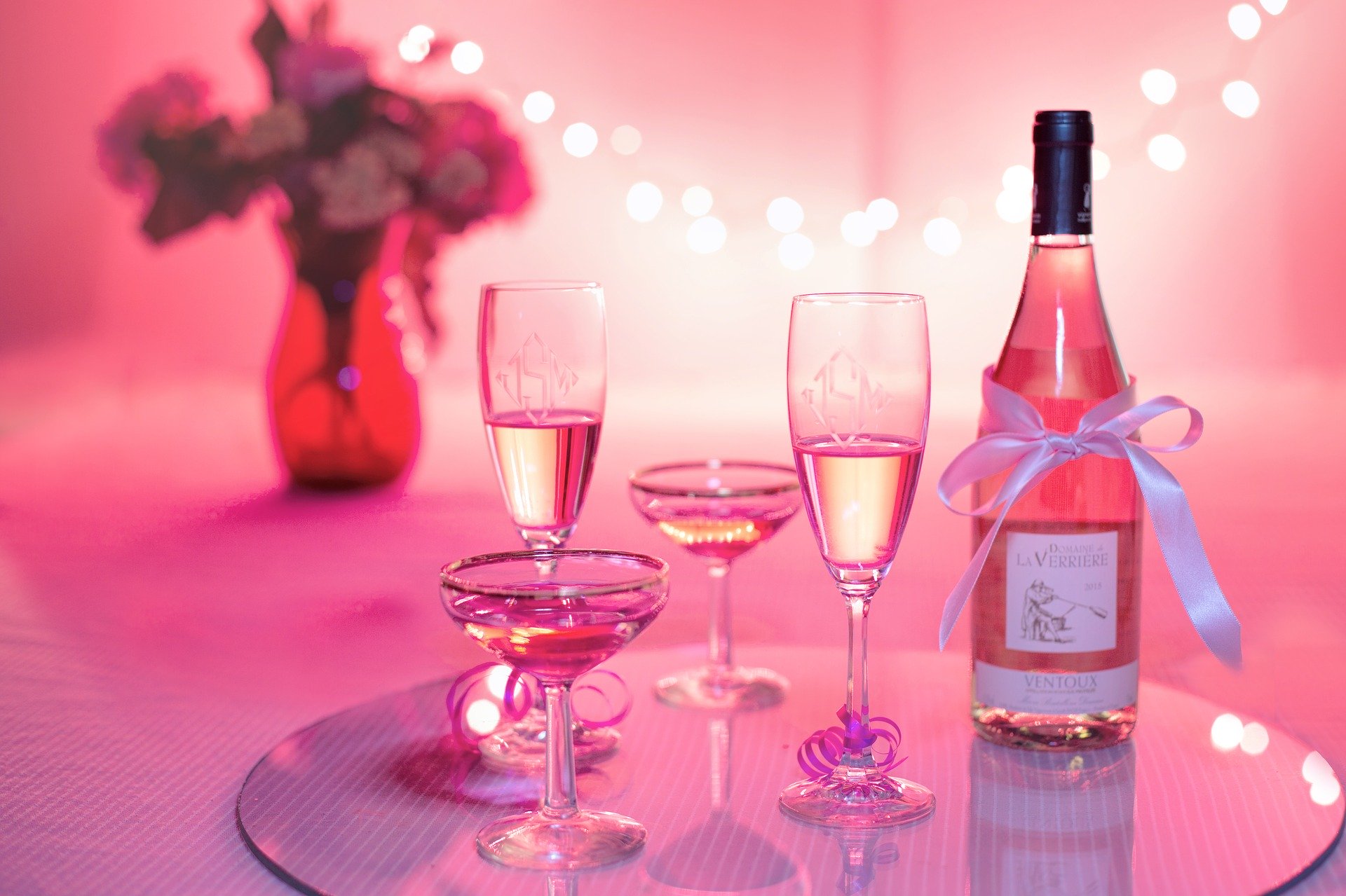 pink-wine-1964457_1920